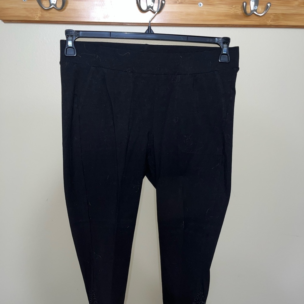 Torrid Black Embroidered Leggings - size 2